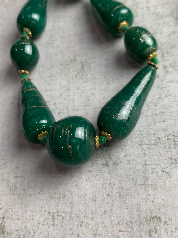 Vintage Green and Gold Venetian Glass Beaded Neck… - image 8