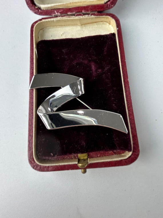 Vintage Monet Silver Modernist Brooch