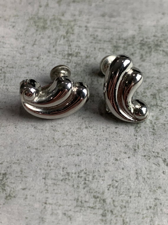 Vintage Coro Silver Swirl Screw Back Earrings - image 2