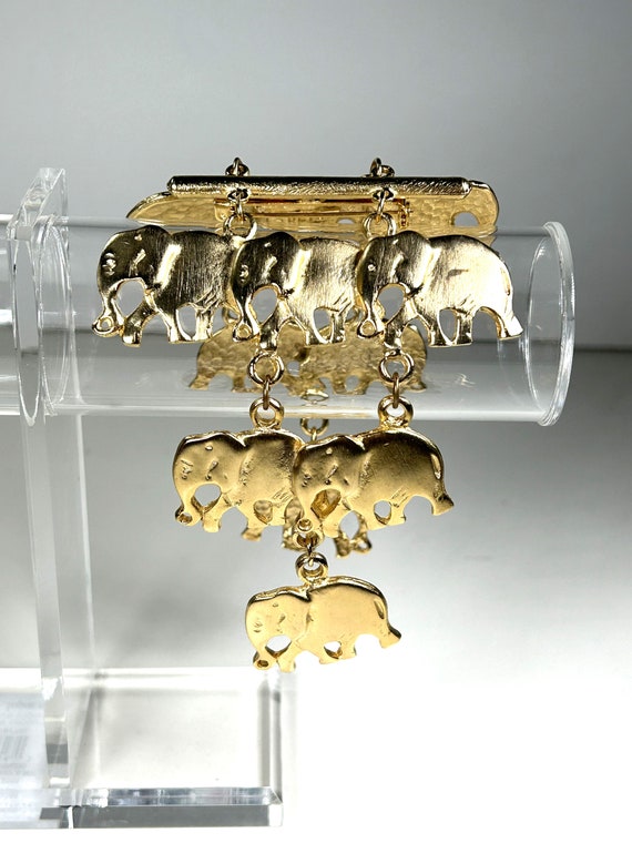 Vintage Ultra Craft Gold Tone Elephant Shoulder Br