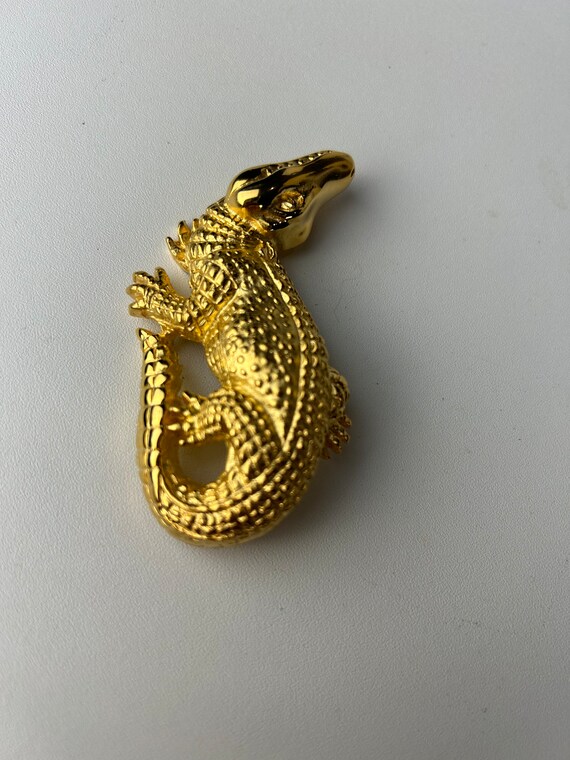 Vintage Doreen Ryan Alligator Matte Gold Tone Bro… - image 6