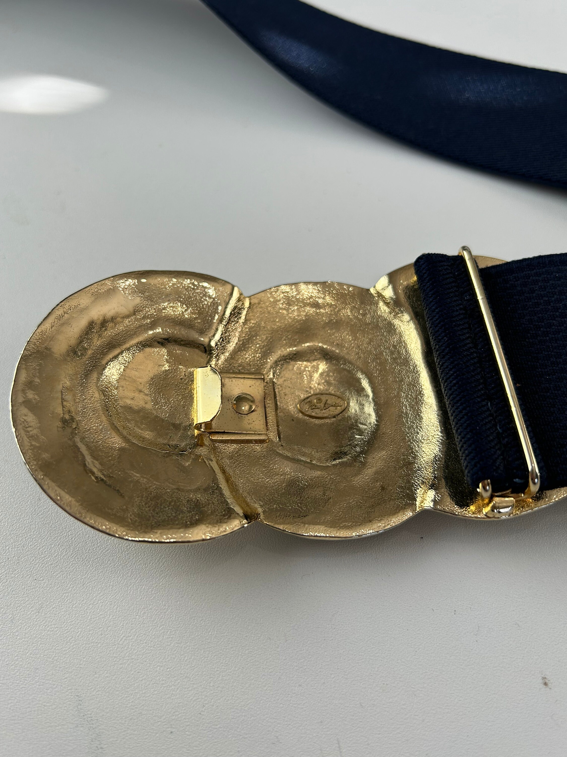 Boucle De Ceinture Ancienne Décorative émaillée - Marque Nan Lewis - Occasion - Style Unique