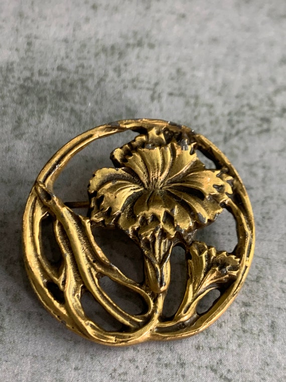 Vintage Alva Museum Replica Gold Tone Flower Brooc