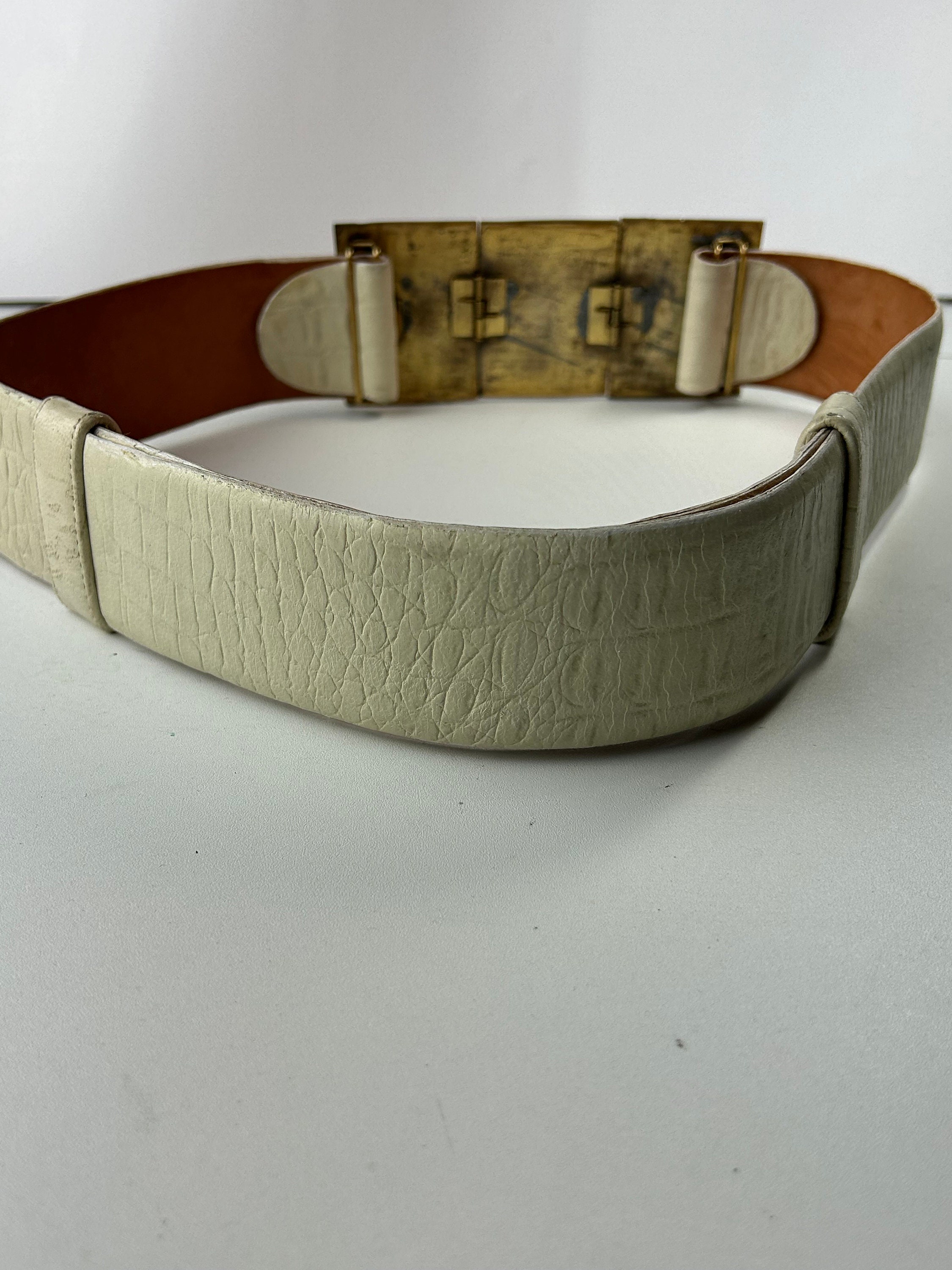 Vintage Elaine Coyne Leather Modernist Belt Size S/M - Etsy display picture 1
