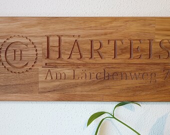 Personalisiertes Hausschild aus Eiche | Firmenschild | Name | Hausnummer | Einzug | Hochzeit | Geschenk