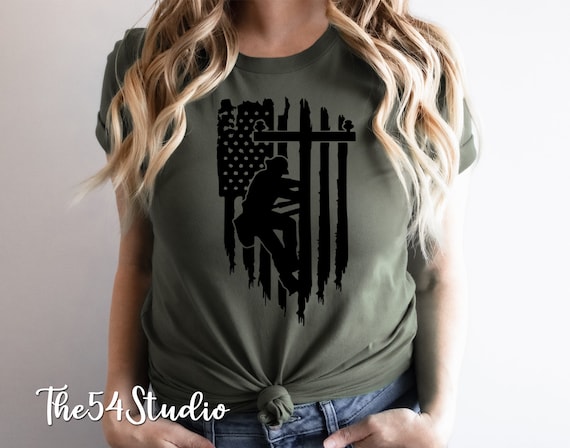Cute Silhouette American Flag Lineman T-Shirt Cute Silhouette American Flag Lineman T-Shirt
