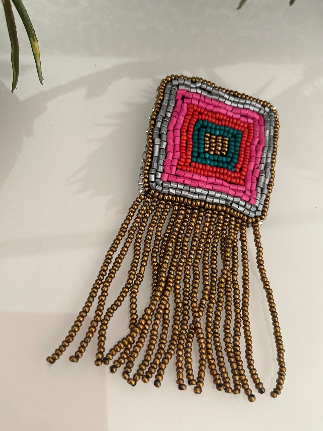 Broche Perlée Edelweiss Avec Pampilles - Bijou épingle Rose, Métal Et Nacre, Neuve