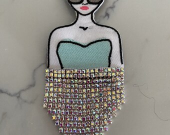 Brooch “cool lady”, embroidered with rhinestone fringes, handmade