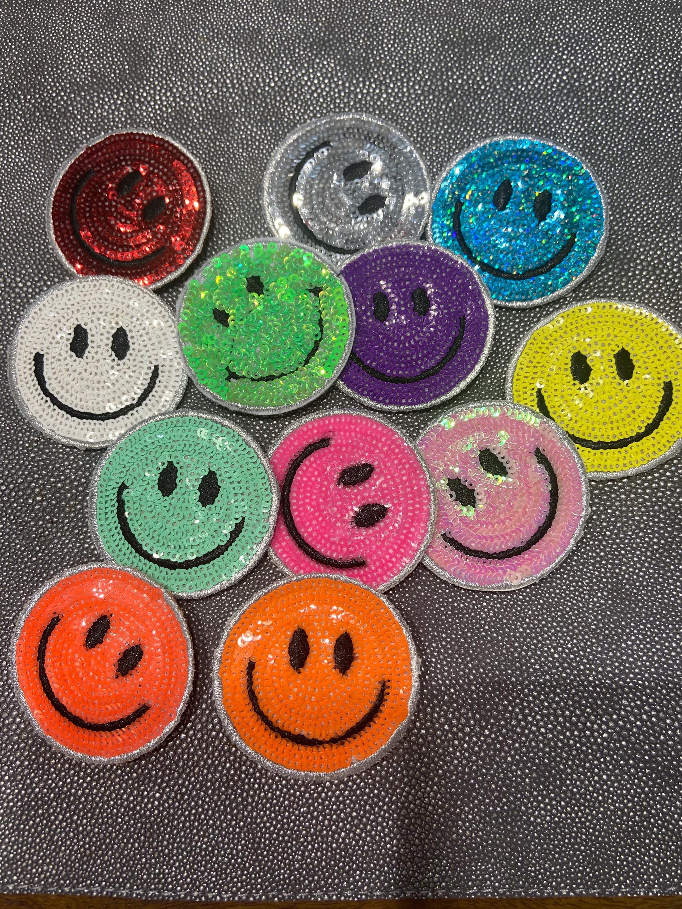 Colorful smiley sequin brooch in different colors