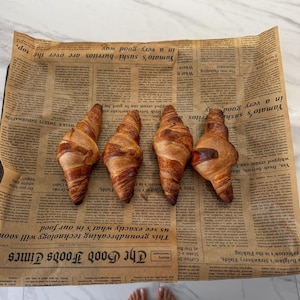 Newspaper Print Baking Paper | Vintage Food Wrap Sheets (Café Style)
