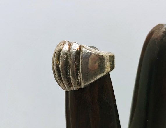Navajo Sterling Silver Ring - image 3