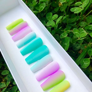 Roda de cores - pressione as unhas