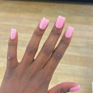 Pinky  2.0 - press-on nails