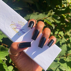 Gothic- press-on nails