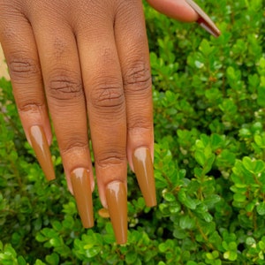 Chocolate- press on nails