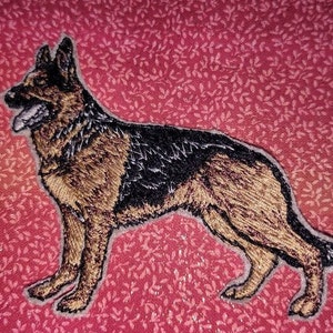 Embroidered German Shepherd patch, hand-crafted patches appliques, backed with Ultra Heat and Bond, ready to iron on dog lover gift fur baby