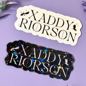 Calcomanía holográfica inspirada en Fourth Wing de Xaddy Riorson