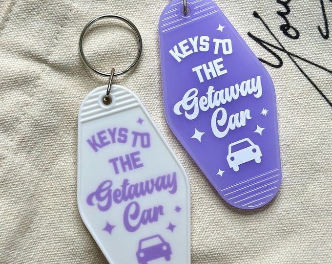 Retro Motel Keychain: Getaway Car