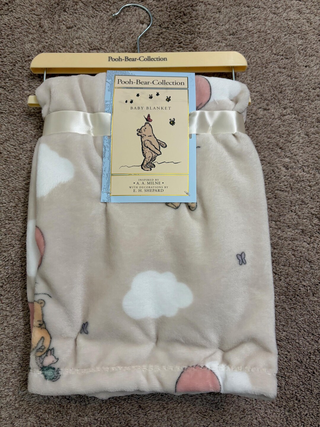 Winnie the Pooh Bear Collection Disney Plush Baby Blanket Piglet Red ...