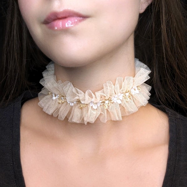 Beige Ruffle Choker, Wide Frilly Necklace, Sweet Lolita Fashion, Flower Lace Fairycore Necklace, Sheer Tan Victorian Choker