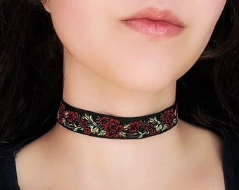 Red Rose Choker, Embroidery Flower Necklace, Gothic Necklace, Floral Victorian Choker, Witchy Goth Clothing