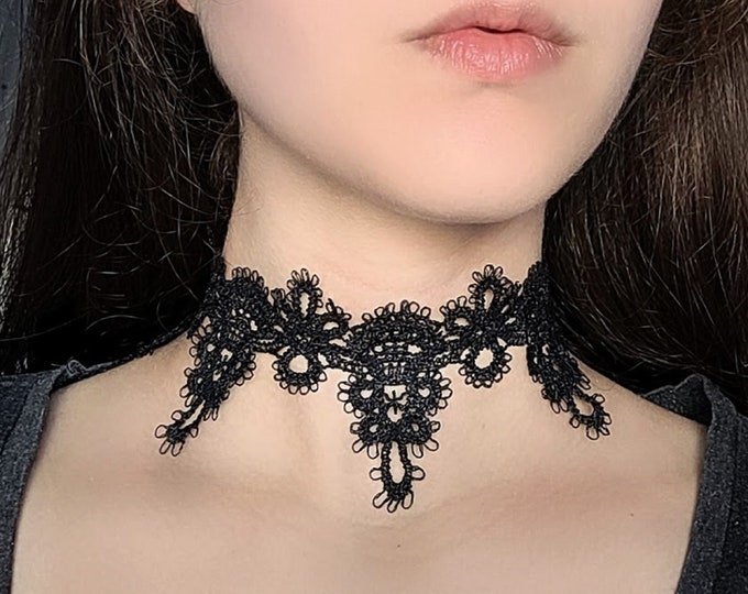 Wide Black Lace Choker, Victorian Necklace, Black Collar Steampunk Choker, Edwardian Necklace, Gothic Jewelry, Lacy Goth Clothing