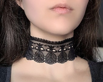 Wide Black Lace Choker, Victorian Lace Necklace, Steampunk Collar Choker, Gothic Jewelry, Lacy Goth Clothing