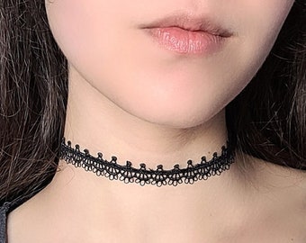 Dainty Black Lace Choker, Minimalist Thin Choker,  Lace Necklace, 90s Goth Jewelry, Steampunk Choker, E-Girl Emo