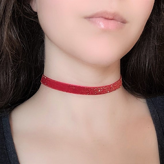 Red sparkly best sale choker