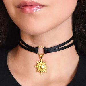 Gold Sun Necklace, Goth Black Knot O Ring Choker Layered Necklace, Star Charm Necklace, Faux Leather Choker, 90s Grunge Celestial Jewelry
