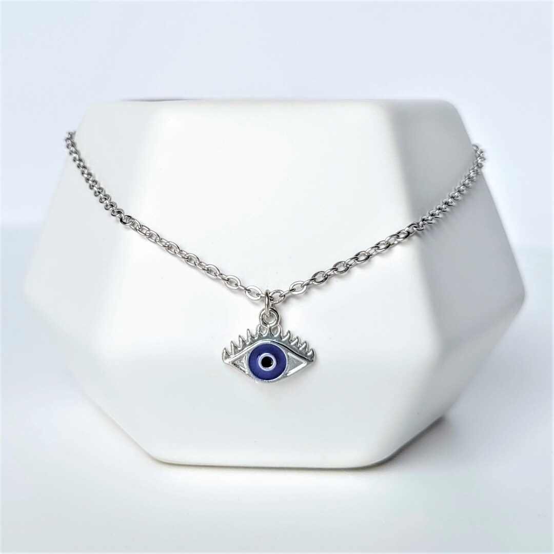 Evil Eye Pendant in Silver | Silver Chain | Imitation Jewellery for Gi –  Jewellery Hat