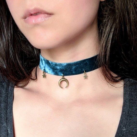 Goth Thin Black Velvet Choker Necklace Silver Tiny Star Charms Adjustable