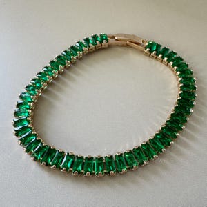 Emerald Tennis Bracelet, Emerald Baguette Tennis Bracelet, Baguette Cut Bracelet, Layering Bracelet , Gold Baguette Cut Bracelet