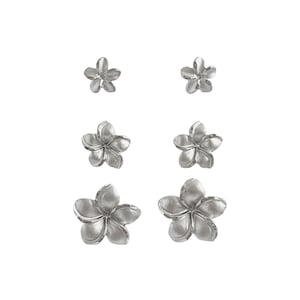 Hawaiian Plumeria Flower Stud Earring - Solid 14k White Gold