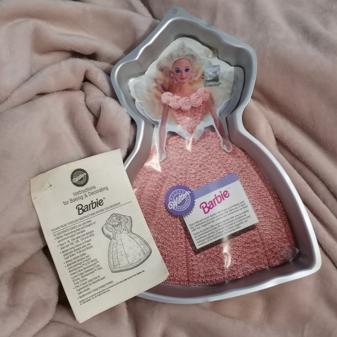 VTG Wilton Barbie Cake Pan 1992 Retro 80's 90's Kids Character Cakes