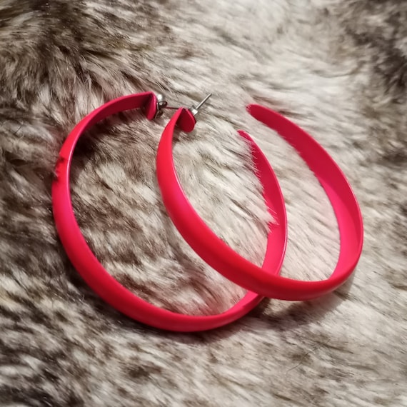 Retro Neon Pink Hoop Earrings 80's Fashion Hot Pin