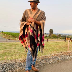 Grace Unisex cozy soft Baby Alpaca Wrap Cape Poncho shawl Ruana Ethical sourcing