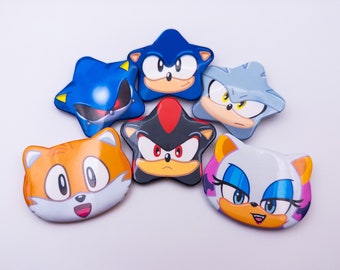 2.2" Sonic The Hedgehog Fun Shaped Button Pins
