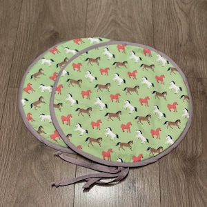 Eco friendly Cotton Washable Reusable Aga Hob Lid Mat Pad Round Hob Cover With straps Horses