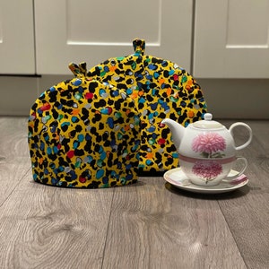 TEA COSY  Teapot Cover for a Cottage Retro Kitchen Black Yellow Animal print Leopard Print