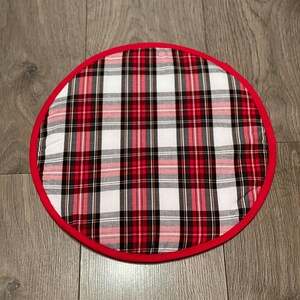 AGA Hob Lid Mat Pad Round Hob Cover With Straps Eco friendly Cotton Washable Reusable White Stewart Tartan Cotton Burns Night Plaid