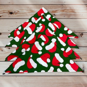 CHRISTMAS Table napkins Red Green Santa Claus Cap Cotton