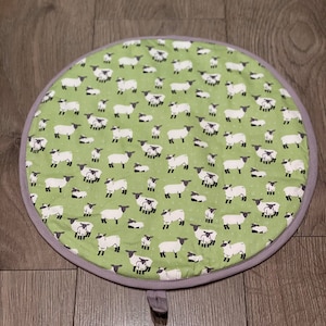 Sheep  Eco friendly Cotton Washable Reusable Aga Hob Lid Mat Pad Round Hob Cover With  straps/loops