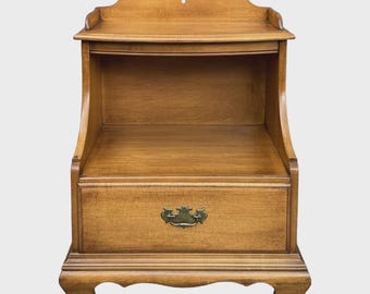 Vintage Pennsylvania House Traditional Country Farmhouse Solid Maple Tiered Nightstand With Drawer