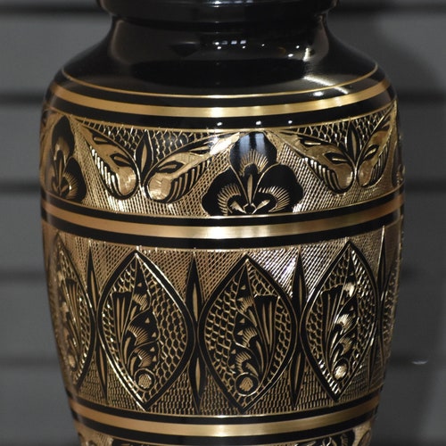 Urns for ashes adult- Black Beauty Large funeral urn for ashes shops of loved ones Size 10.5