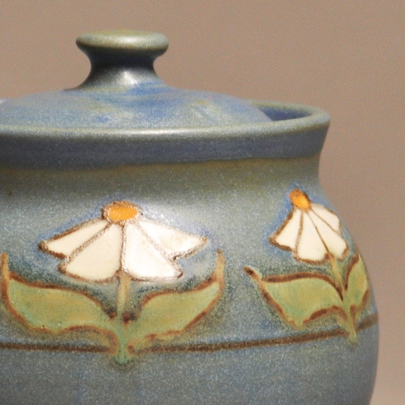 Arts and Crafts Inspired Covered Jar-Daisy Design in Blue Matte Glaze