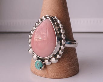 Anel de concha rosa e turquesa