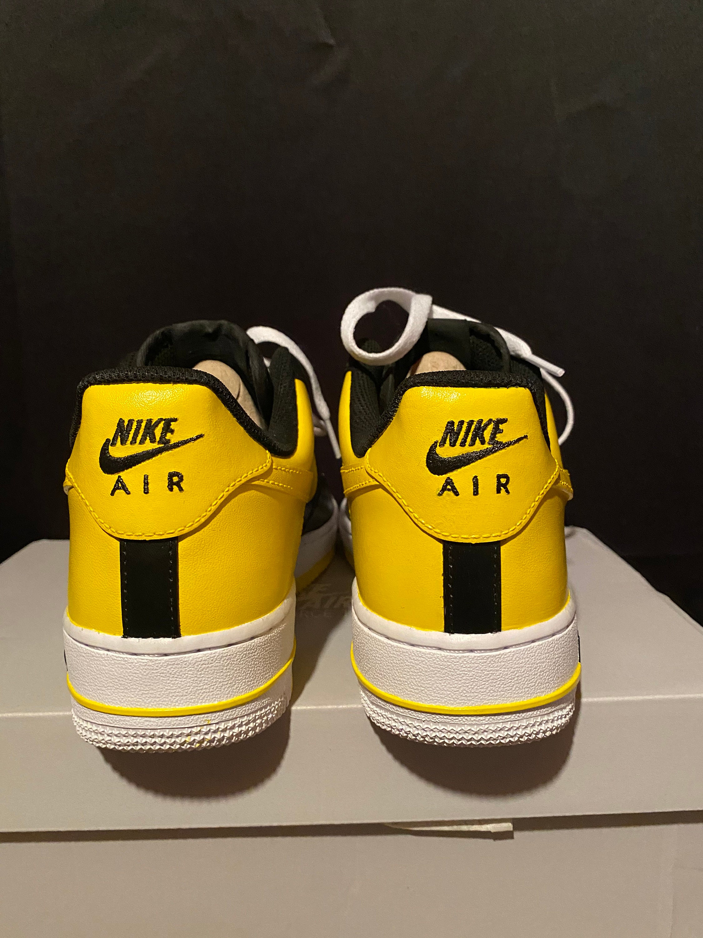 Nike Air Force 1 Low NBA Amarillo - 823511-701