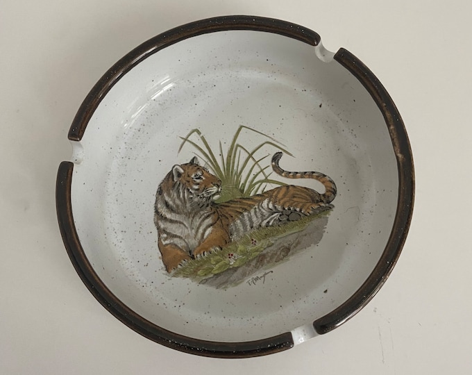Vintage MCM Japanese Lion Ashtray Speckled Ceramic Jungle