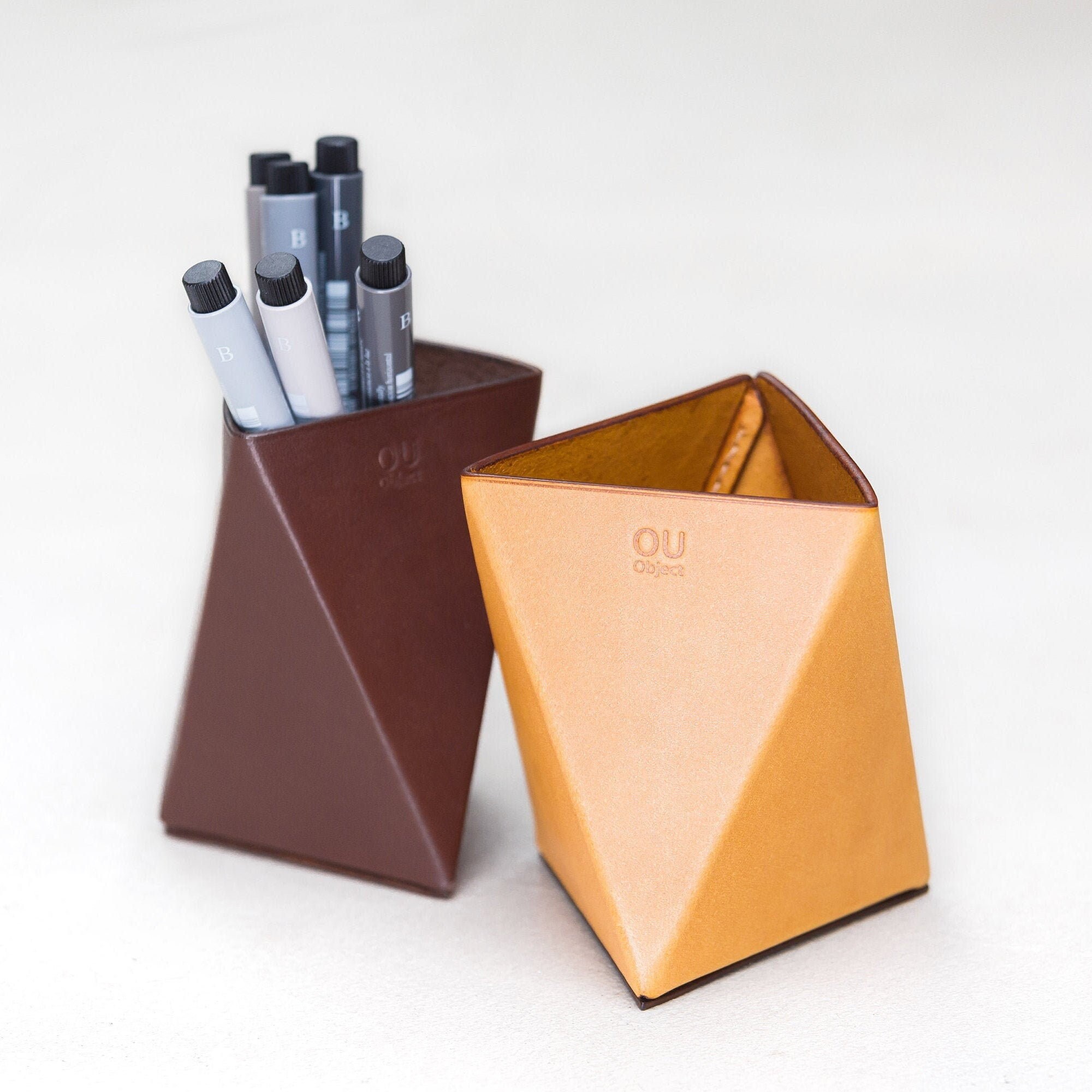 Leather pen stand Clearance